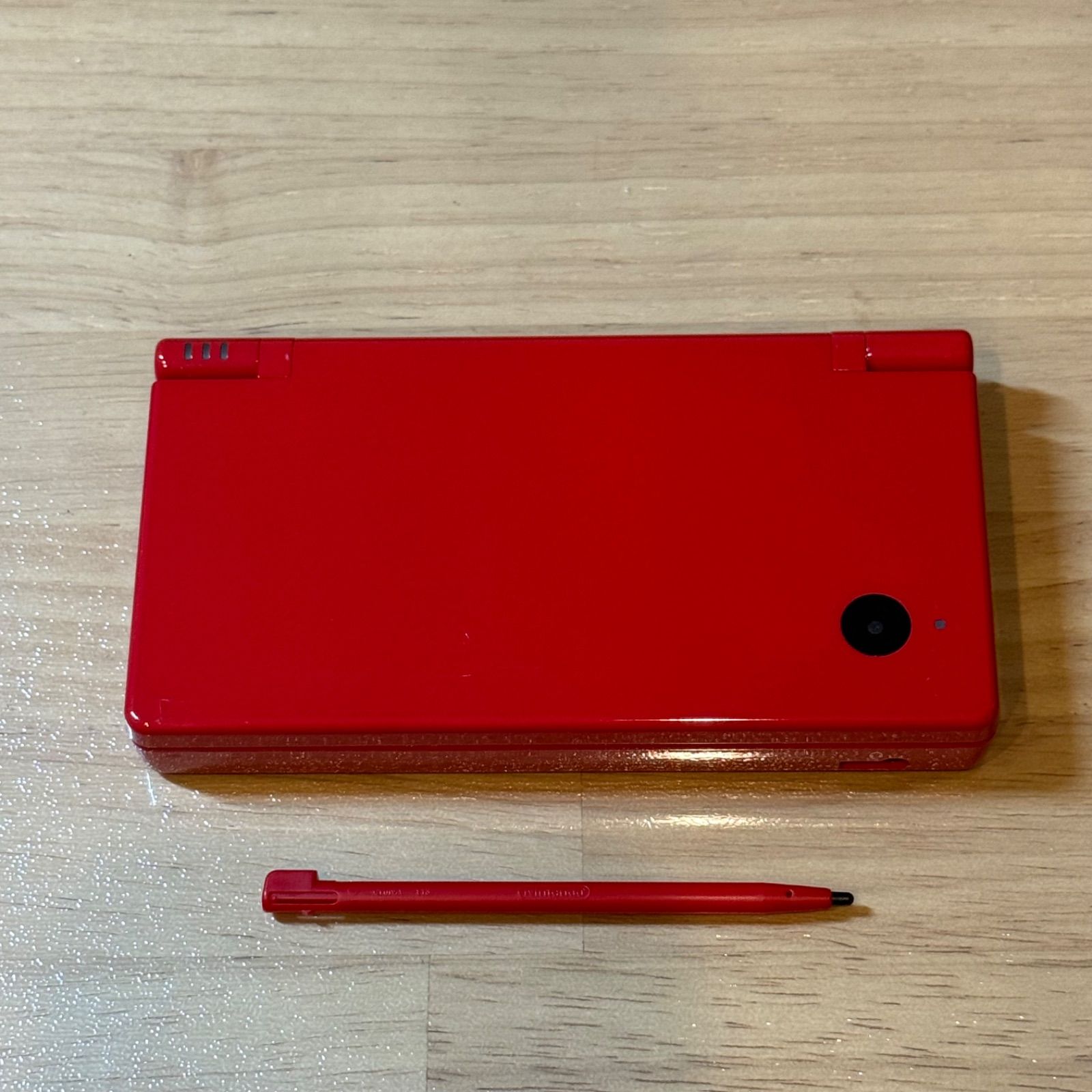 8-074【中古美品】ニンテンドーDSi レッド