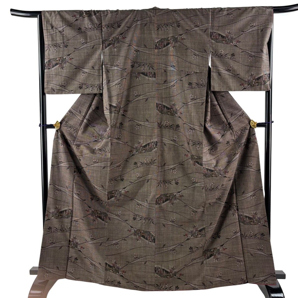 【美品】 大島紬 身丈167cm 裄丈66cm M 袷 純泥染 証紙 草花 網干 焦茶色 正絹 秀品 【中古】 6,248円