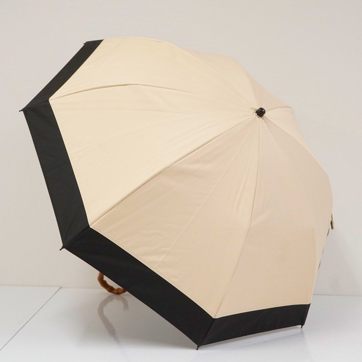 芦屋ロサブラン 完全遮光折日傘 USED品 2段折 ベージュ 完全遮光折日傘 芦屋ロサブラン USED美品 2段折 コンビ ベージュ