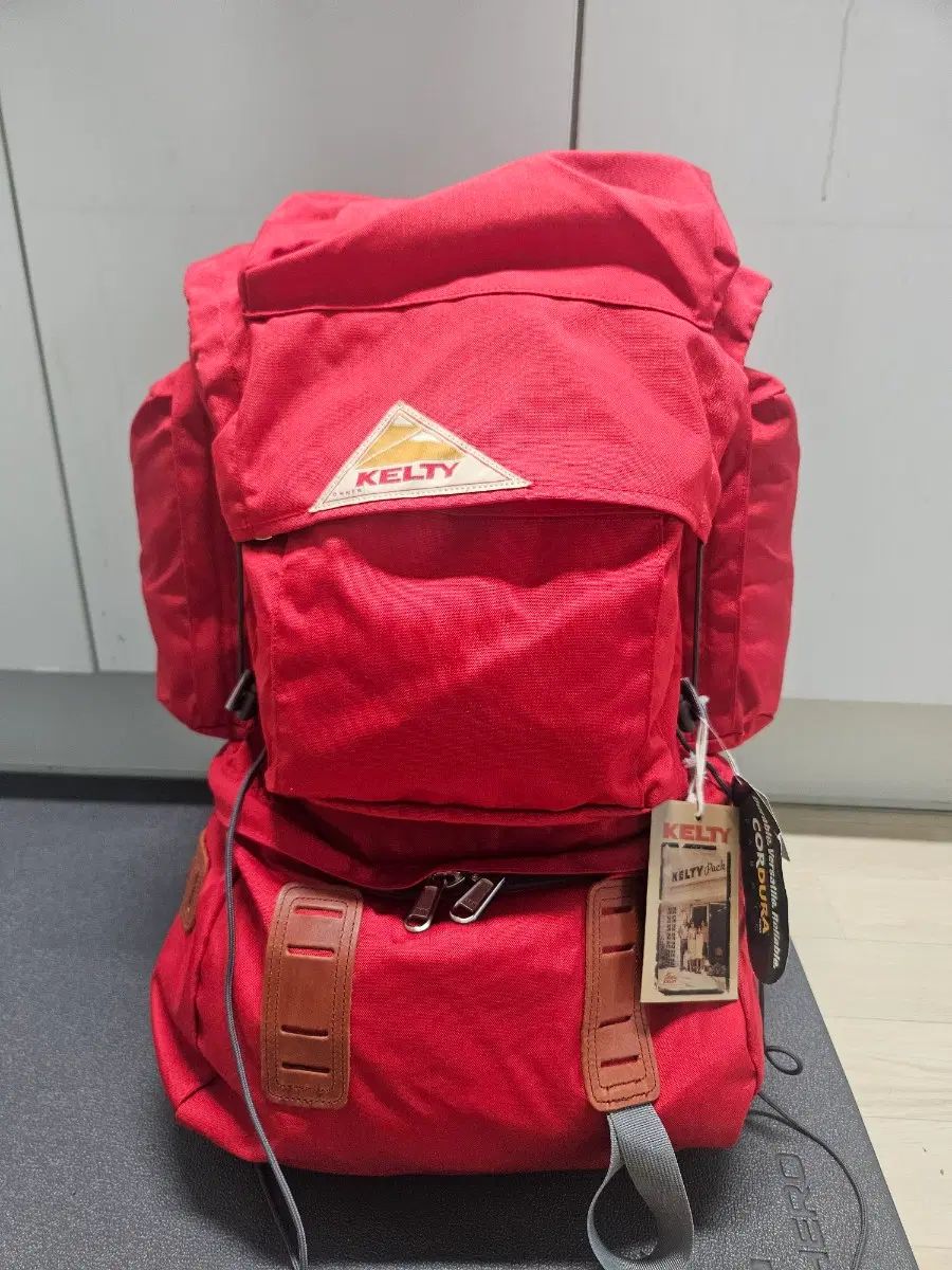 感性旅行者 KELTY ツアーパック 44L + カーゴ ドラム クロスバック 10L