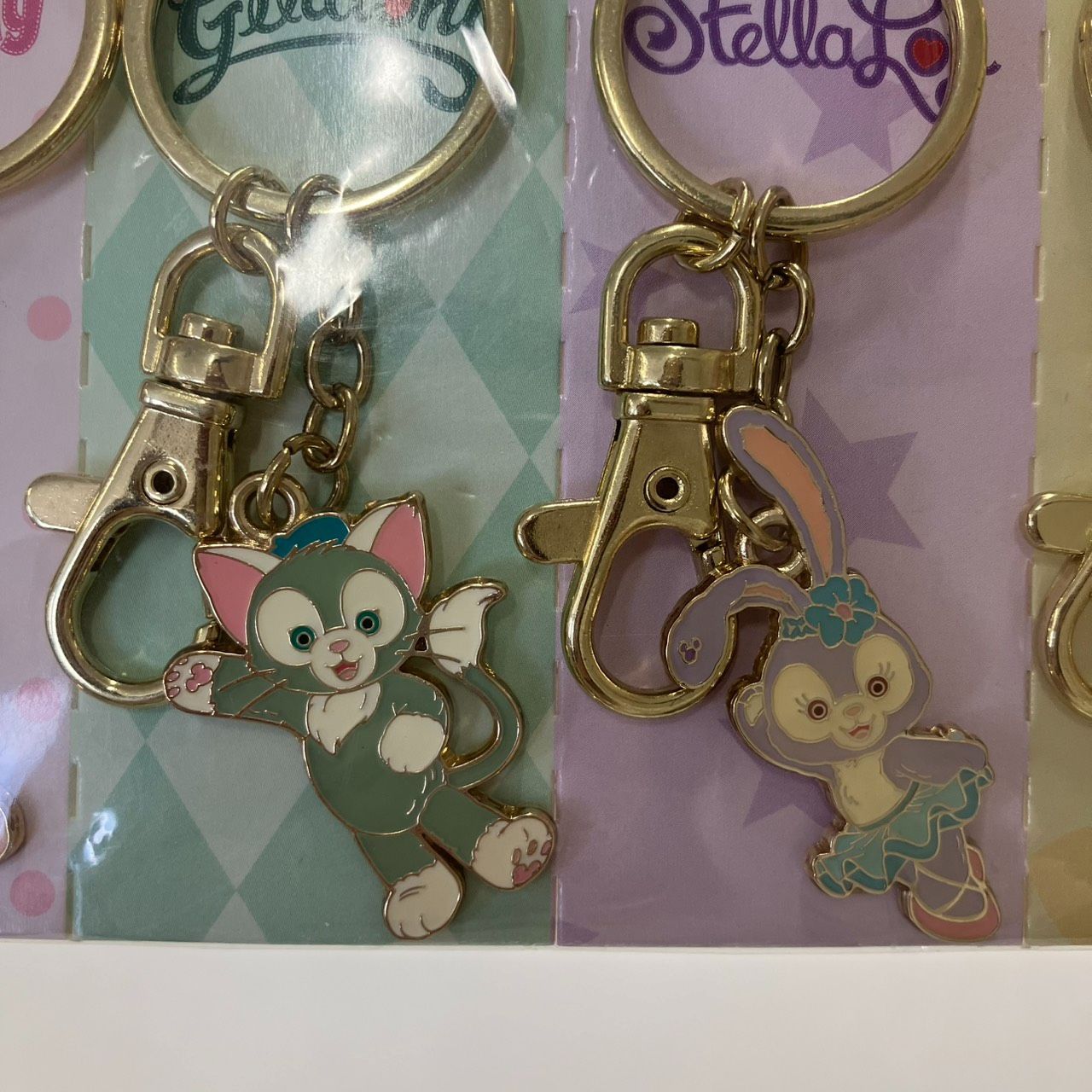https://assets.mercari-shops-static.com/-/large/plain/2JVVCYsnGdLWuTpsxs6Qor.jpg@jpg
