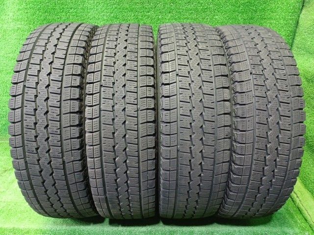 DUNLOP スタッドレス ダンロップ ウィンターマックスSV01 185R14/6PR LT 4本 7ミリ