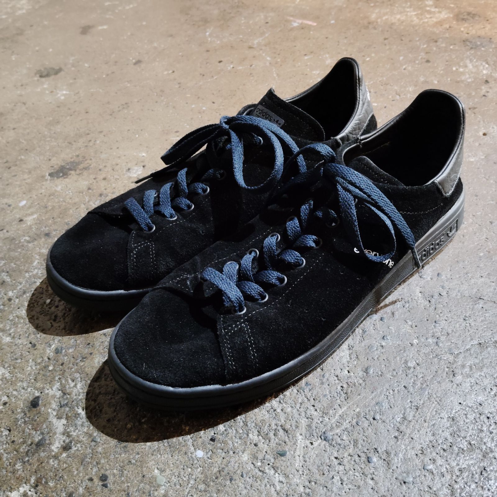everyone×adidas Stan Smith Decon 26.5cm ブラック スウェード スタンスミス エヴリワン アディダス