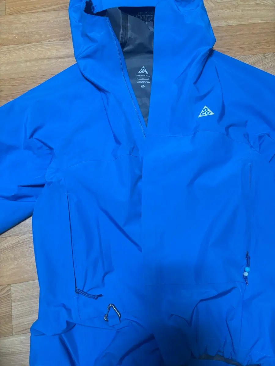 ナイキ ACG STORM-FIT ウインドブレーカー 7,856円