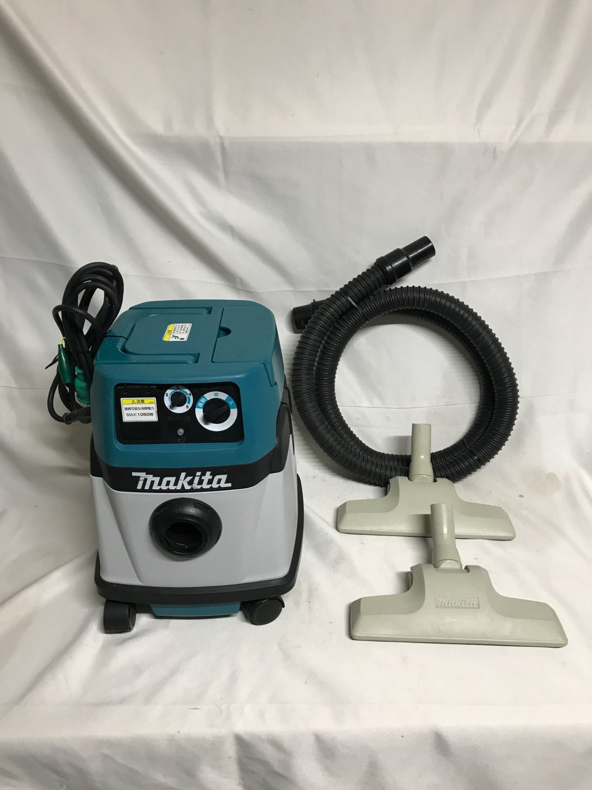 【北見市発】マキタ makita 乾湿両用業務用無段変速集じん機 474 青 業務用