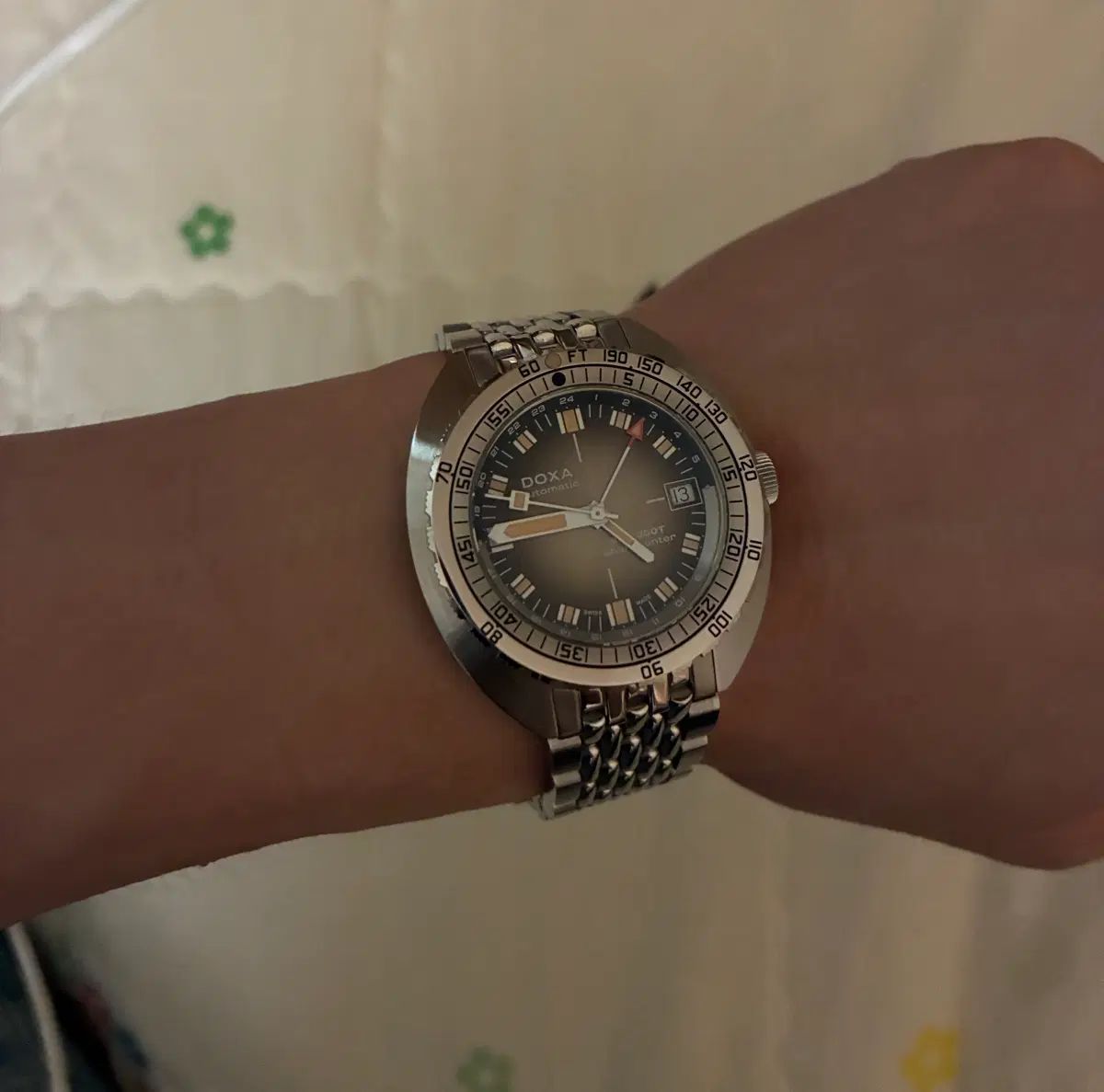 An Ode サブ250 ヴィンテージ シャーク HUNTER GMT