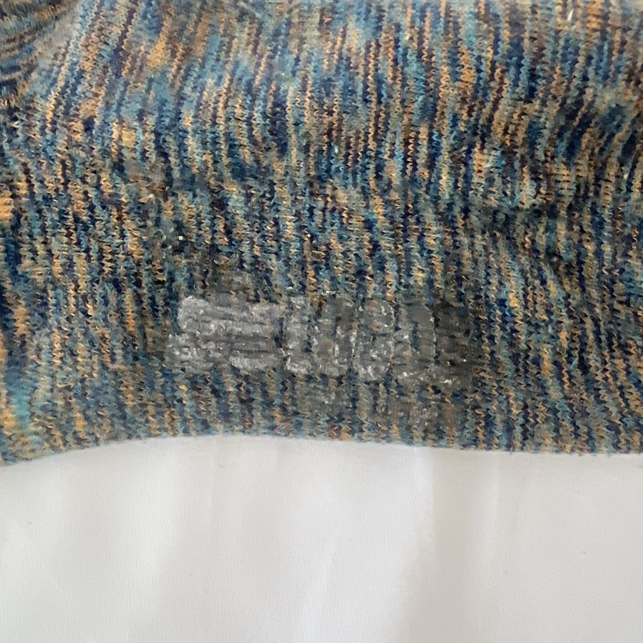 https://assets.mercari-shops-static.com/-/large/plain/2JVVYs83AgskkE8ToyYzyu.jpg@jpg