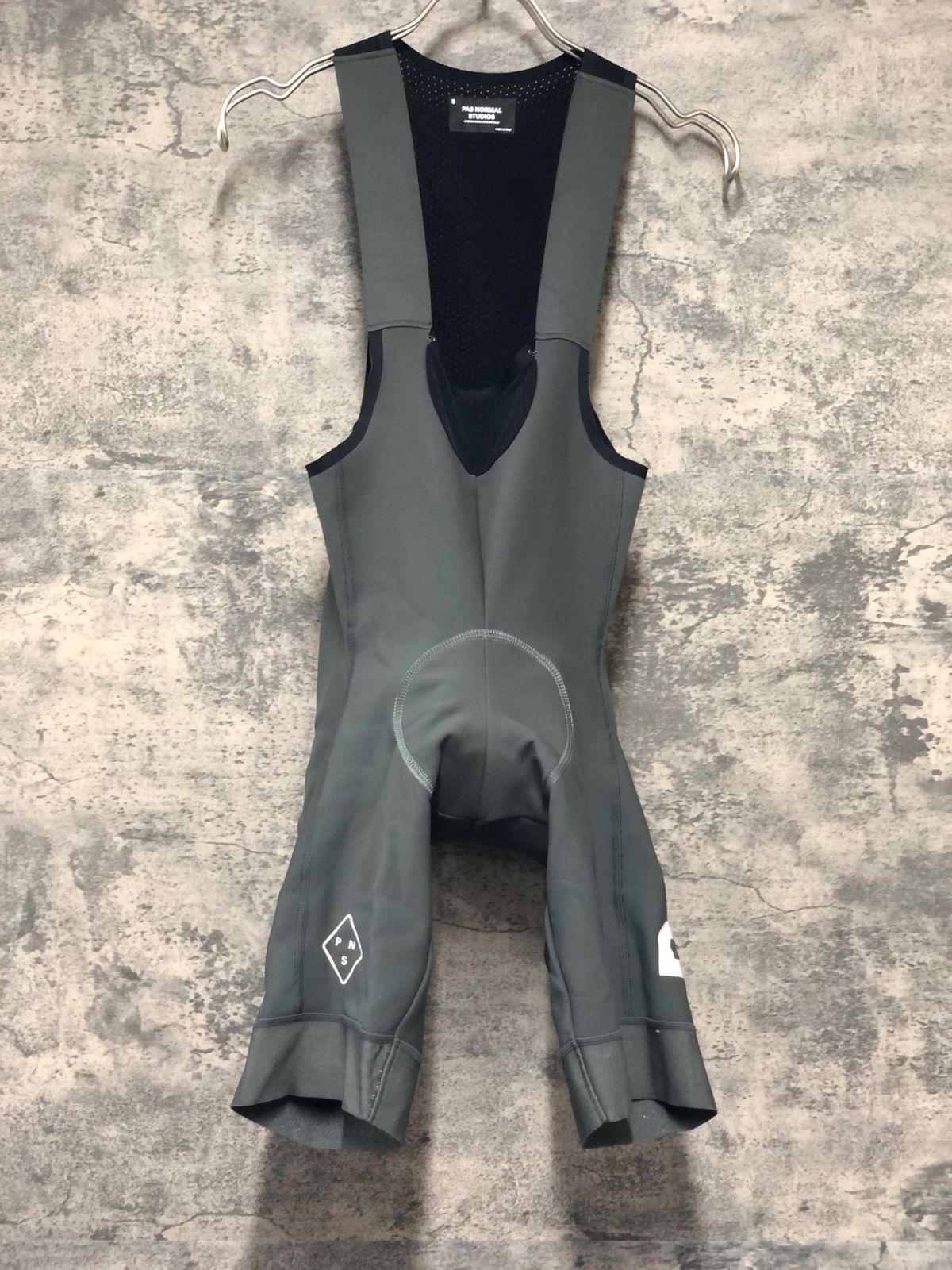 KK147 パスノーマルスタジオ PAS NORMAL STUDIOS MECHANISM DEEP WINTER LOGO BIBS ビブショーツ Sサイズ