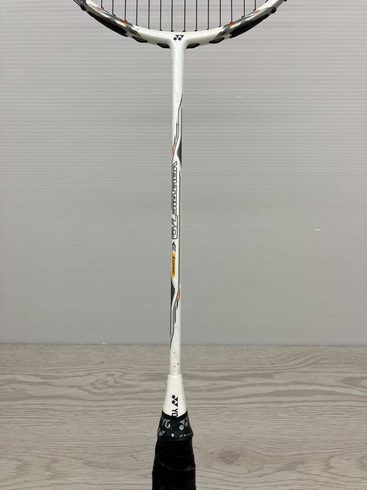廃番品】YONEX VOLTRIC ボルトリック 70e-tune バドミントンラケット