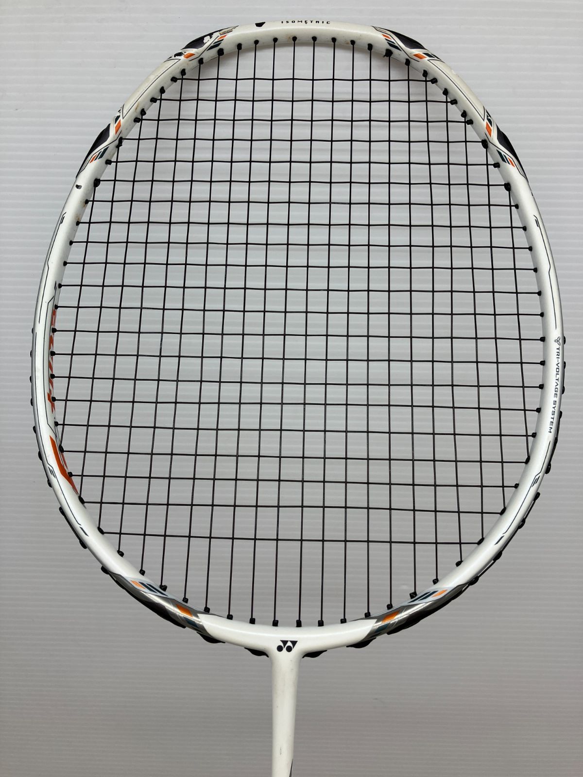 ボルトリック 70 E-tune ヨネックス 廃盤 美品 バドミントン ラケット 廃番品】YONEX VOLTRIC ボルトリック 70e-tune バドミントンラケット