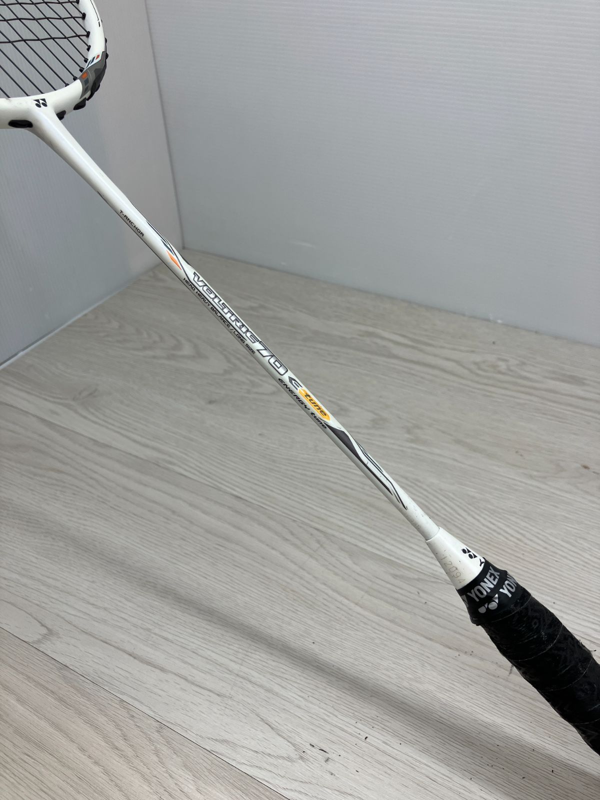 廃番品】YONEX VOLTRIC ボルトリック 70e-tune バドミントンラケット