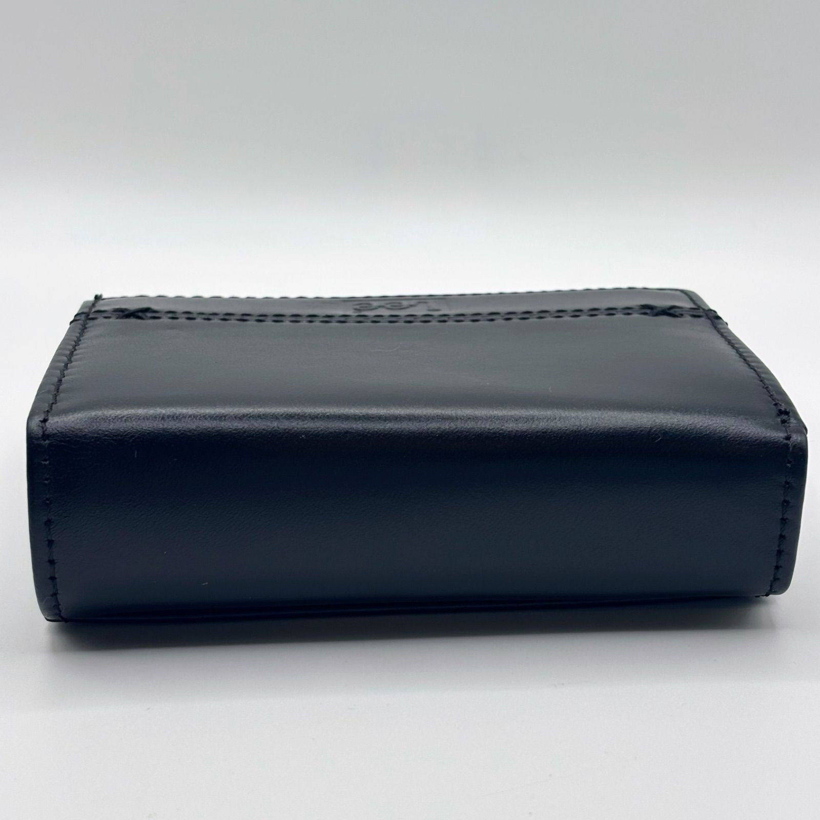 美品】Lee 二つ折り 財布 リー レザー ブラック 黒 牛革 ウォレット