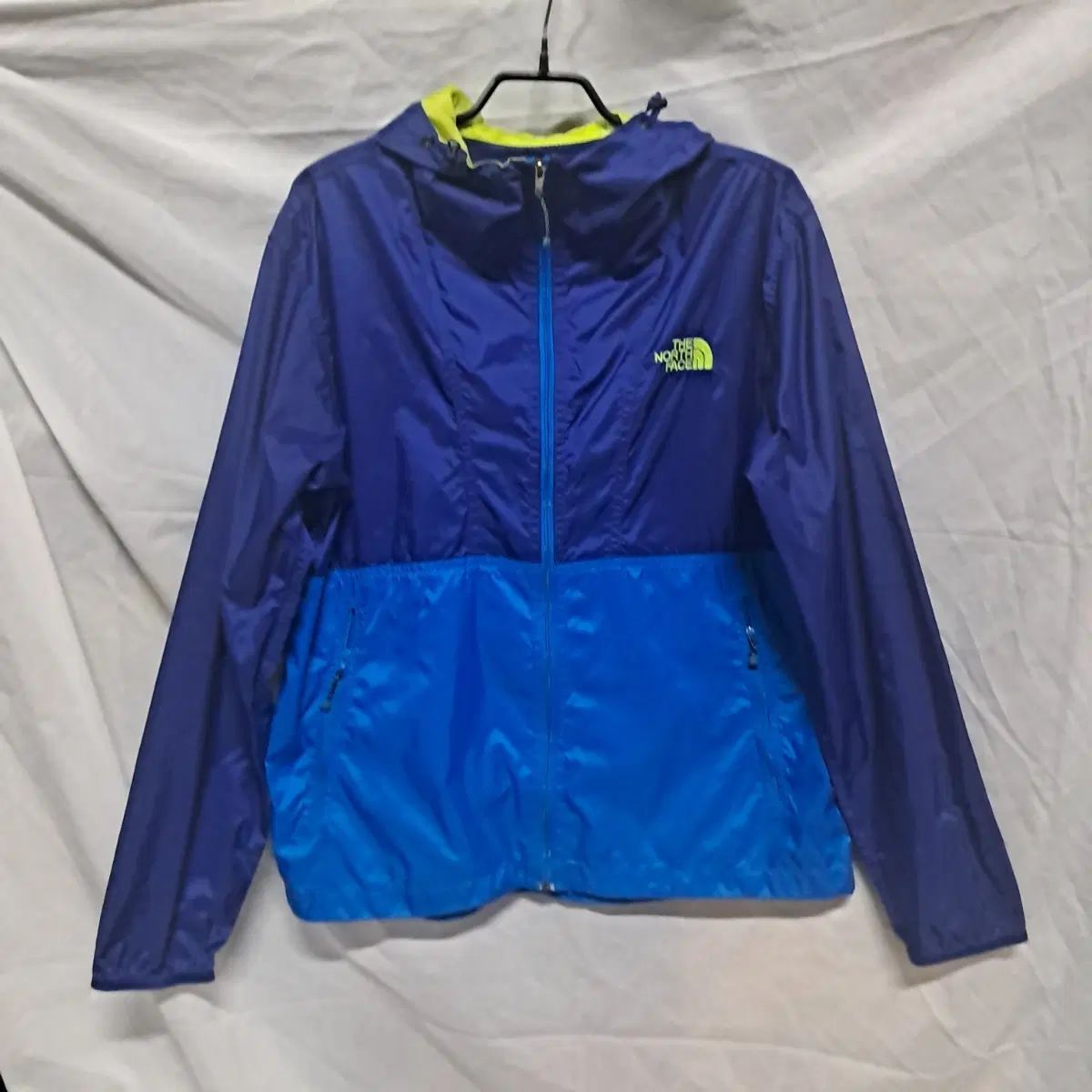 THE NORTH FACE ザノースフェイス ウィンドブレーカー ジャケット ブルー