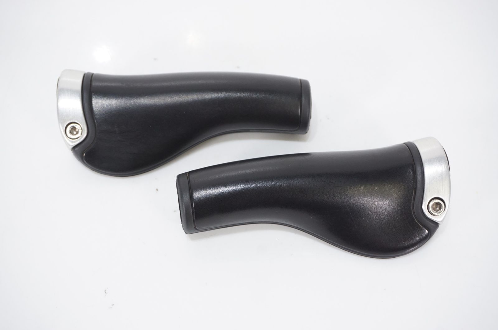 BROOKS 「ブルックス」 ERGON GP1 レザーグリップ / バイチャリAKIBA店