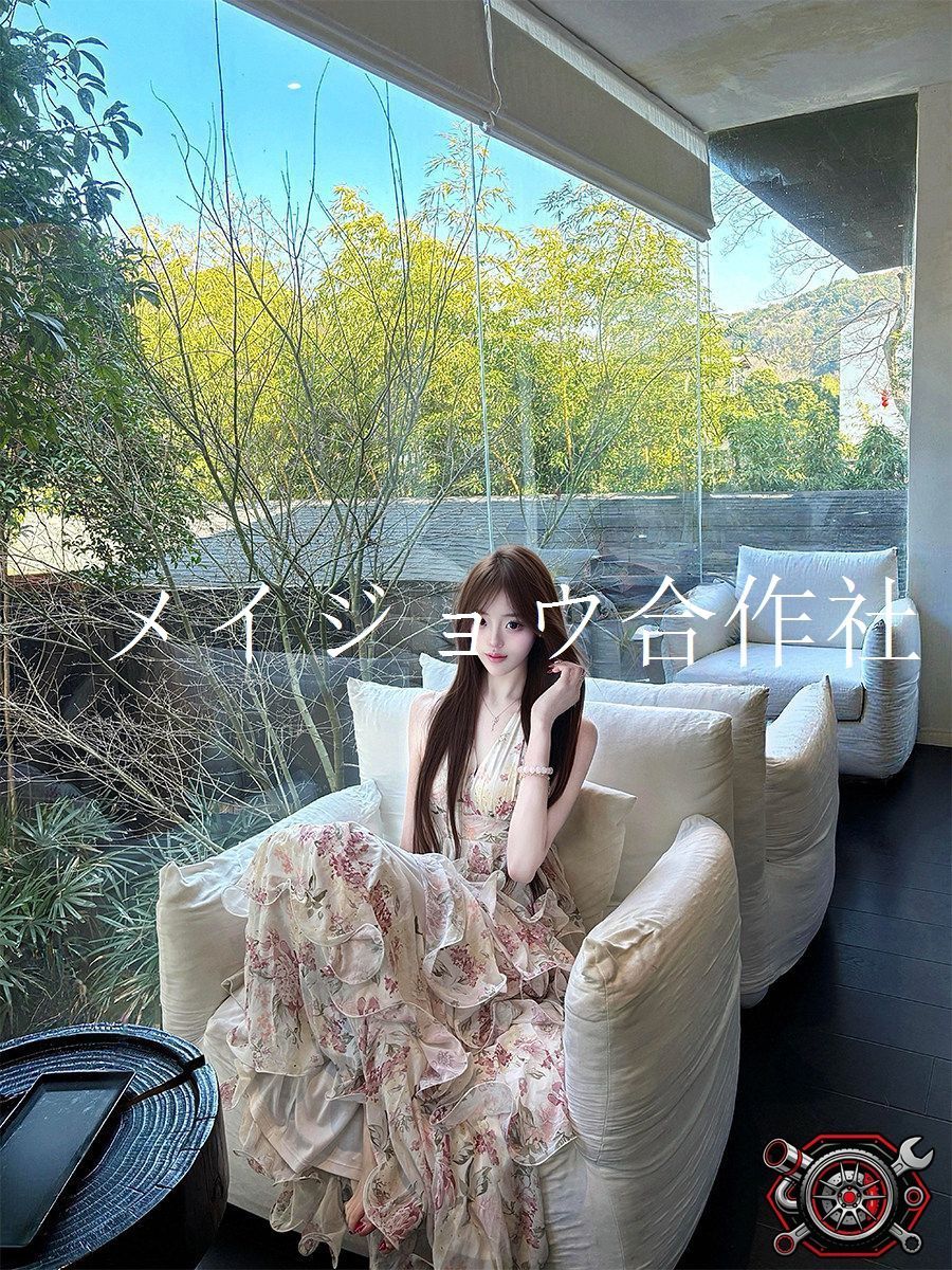 パーティードレス ロングドレス ホルターネック Vネック フローラル 成人式 結婚式 二次会 披露宴 ゲスト ウエストマーク タイトシルエット 上品 華やか エレガント フェミニン おしゃれ