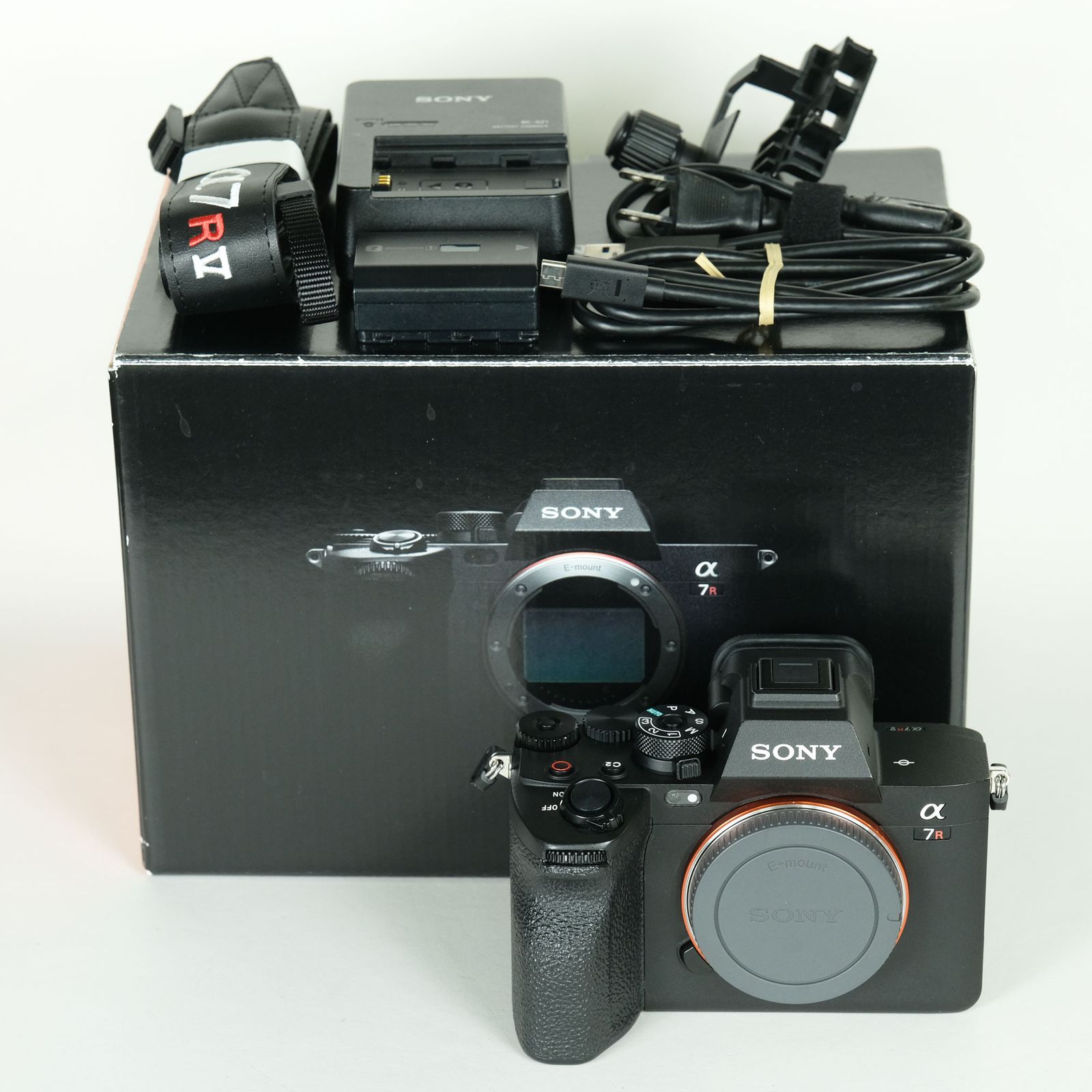 [美品 | シャッター数2,114回] SONY α7R V（ILCE-7RM5） | SONY Eマウント