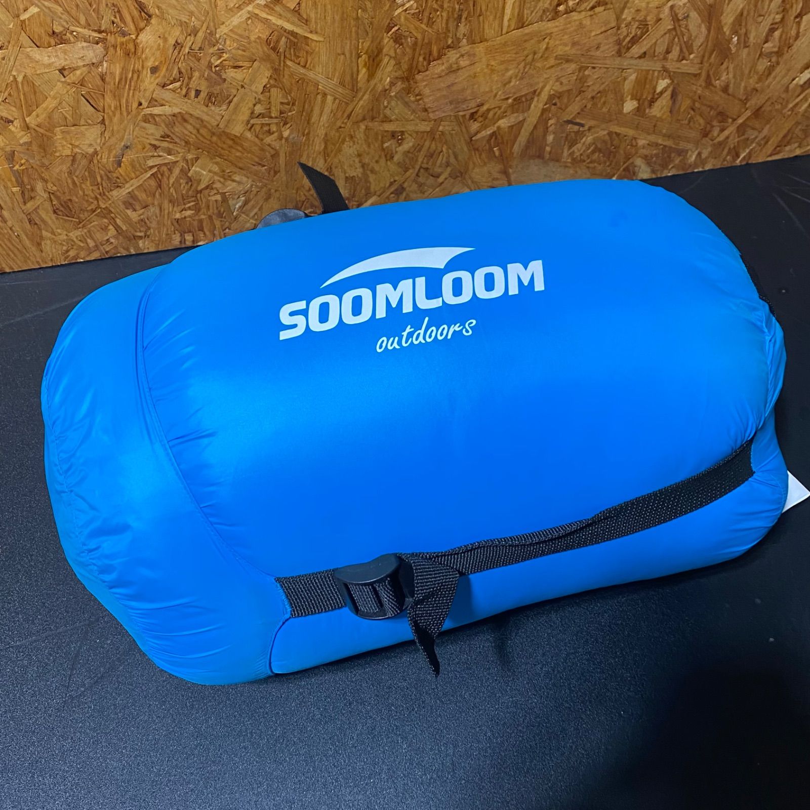 スームルーム soomloom ダウン寝袋 シュラフ マミー キャンプ 登山防災
