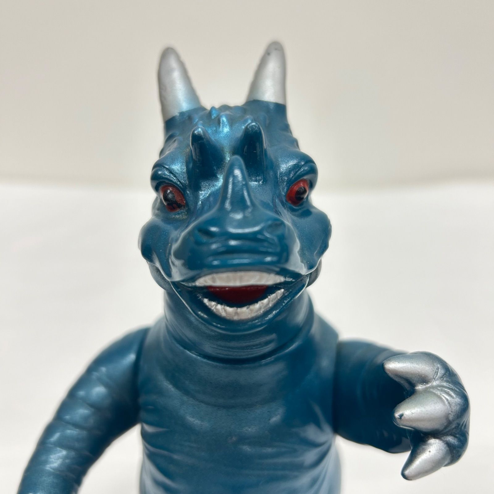 ソフビ パゴス ブルマァク バンダイ 怪獣 ウルトラマンQ 高さ約22.5cm
