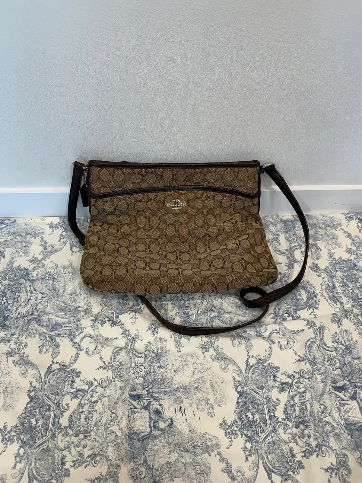 COACH コーチ クロスバック 6,369円