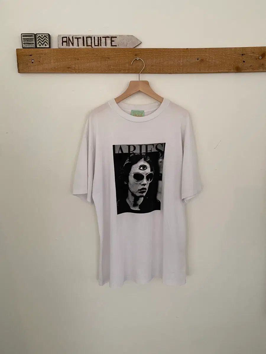 ARISE TRICLOPS エリーズ グラフィック プリント 半袖 Tシャツ