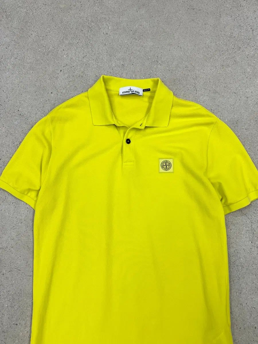 STONE ISLAND ストーンアイランド ロゴ パッチ レギュラーフィット カラ Tシャツ