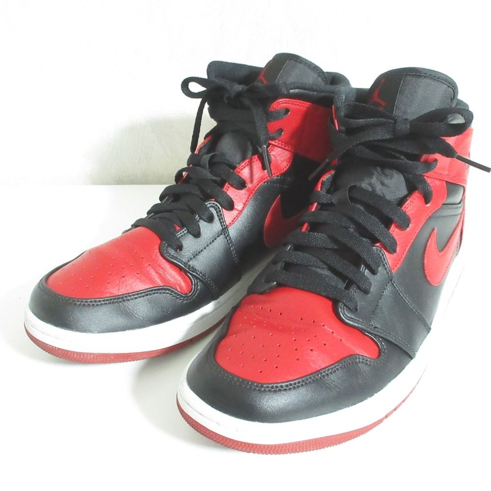 美品 NIKE ナイキ Air Jordan 1 Mid Bred エアジョーダン1 スニーカー 554724-074 サイズUS10.5 28.5cm レッド ブラック メンズ 古着 中古 USED