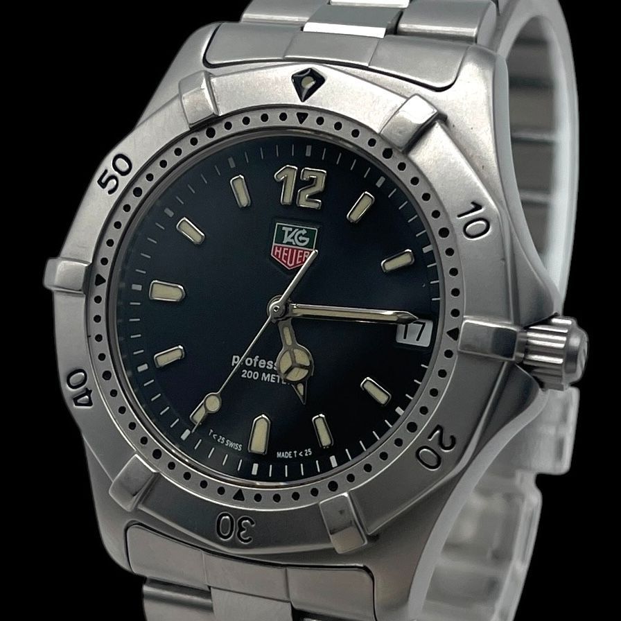 新品電池 稼働品 TAG HEUER タグホイヤー 2000 プロフェッショナル 200m メンズ腕時計 WK1110 クォーツ QZ デイト SS 3針 ブラック文字盤 シルバー