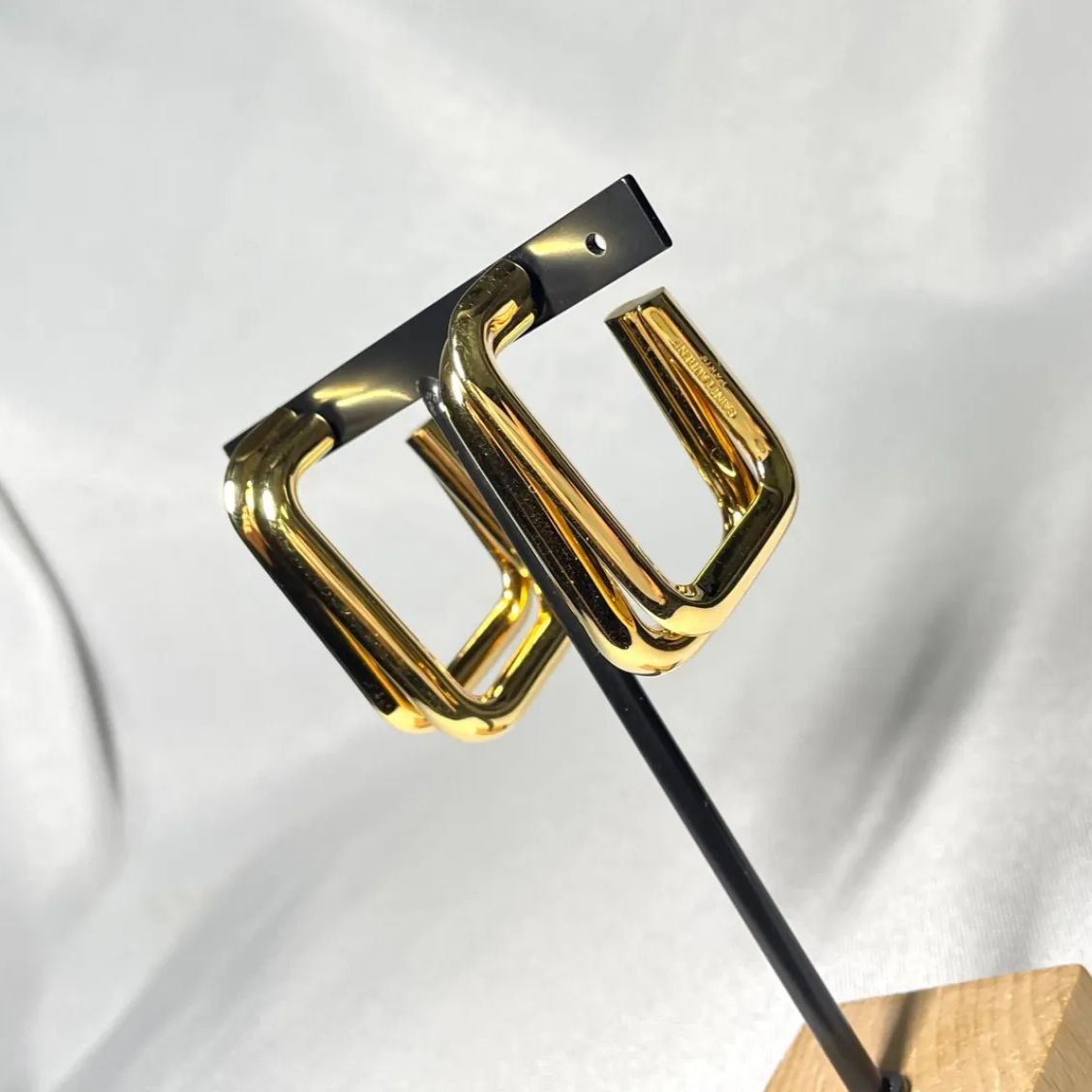 美品 希少 Saint Laurent Paris サンローランパリ YSL 2連スクエア