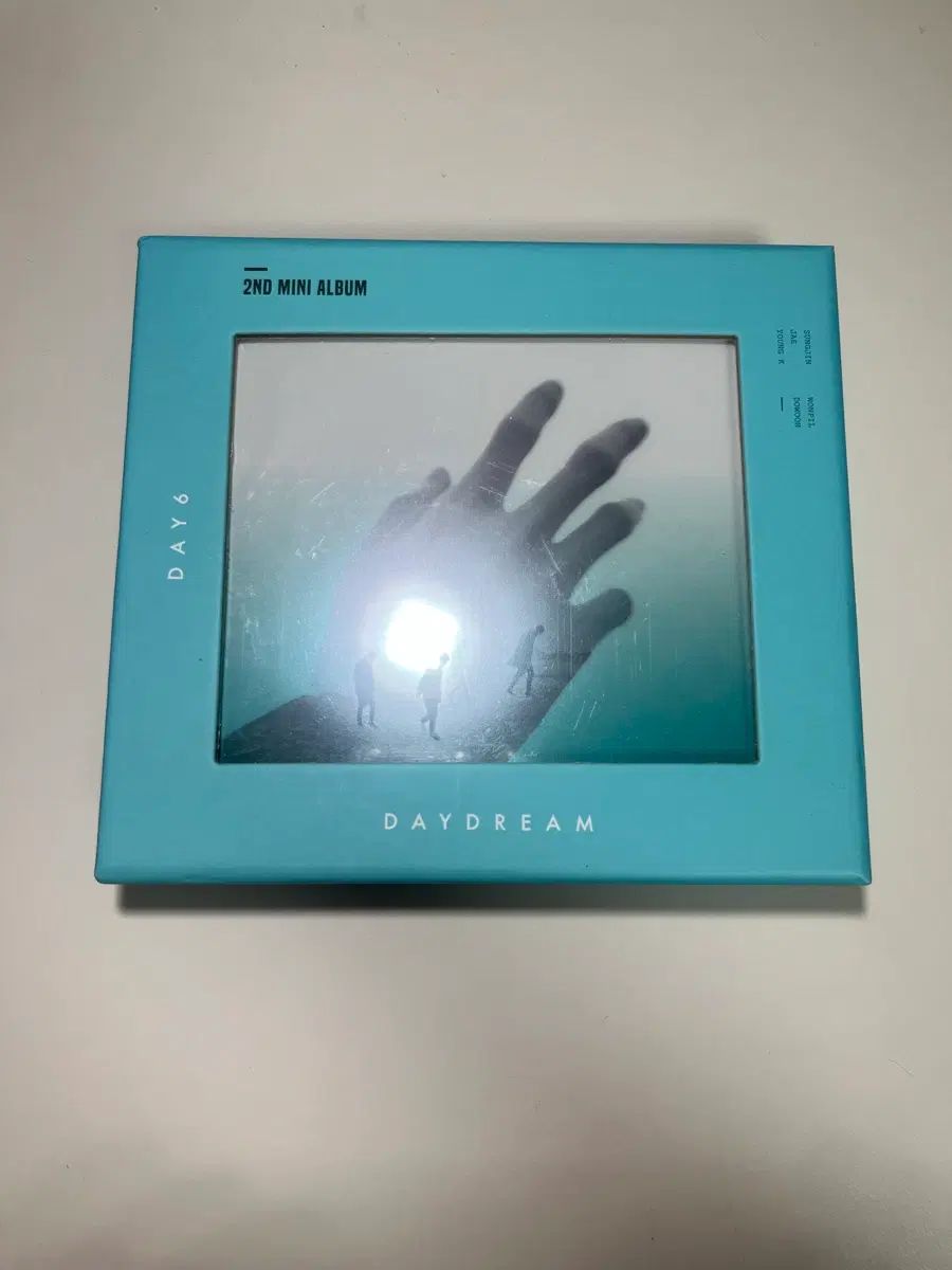 DAY6（デイシックス） DAYDREAM 開封アルバム 【公式通販】