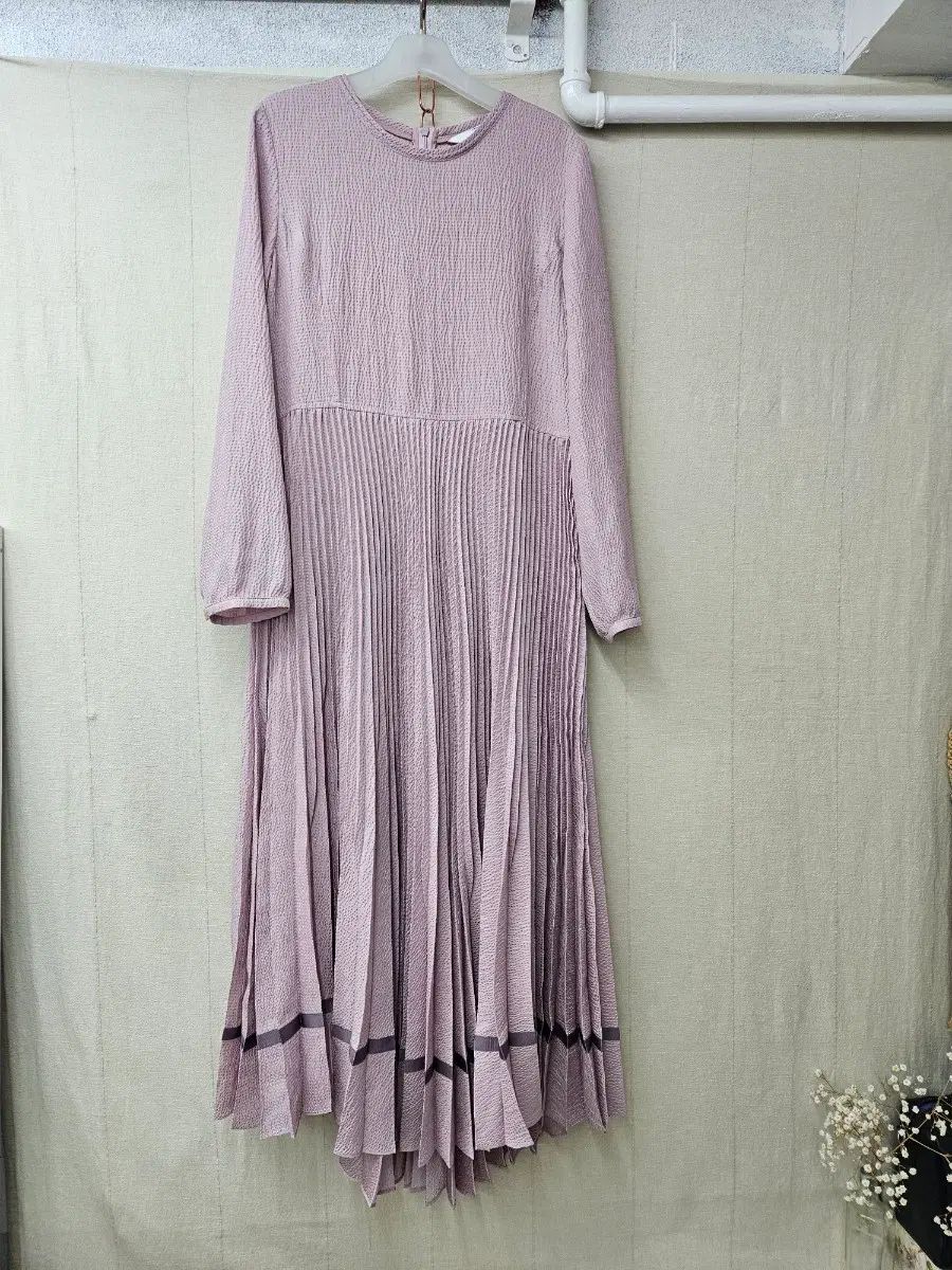 DEWL プリーツロングワンピース 55 66