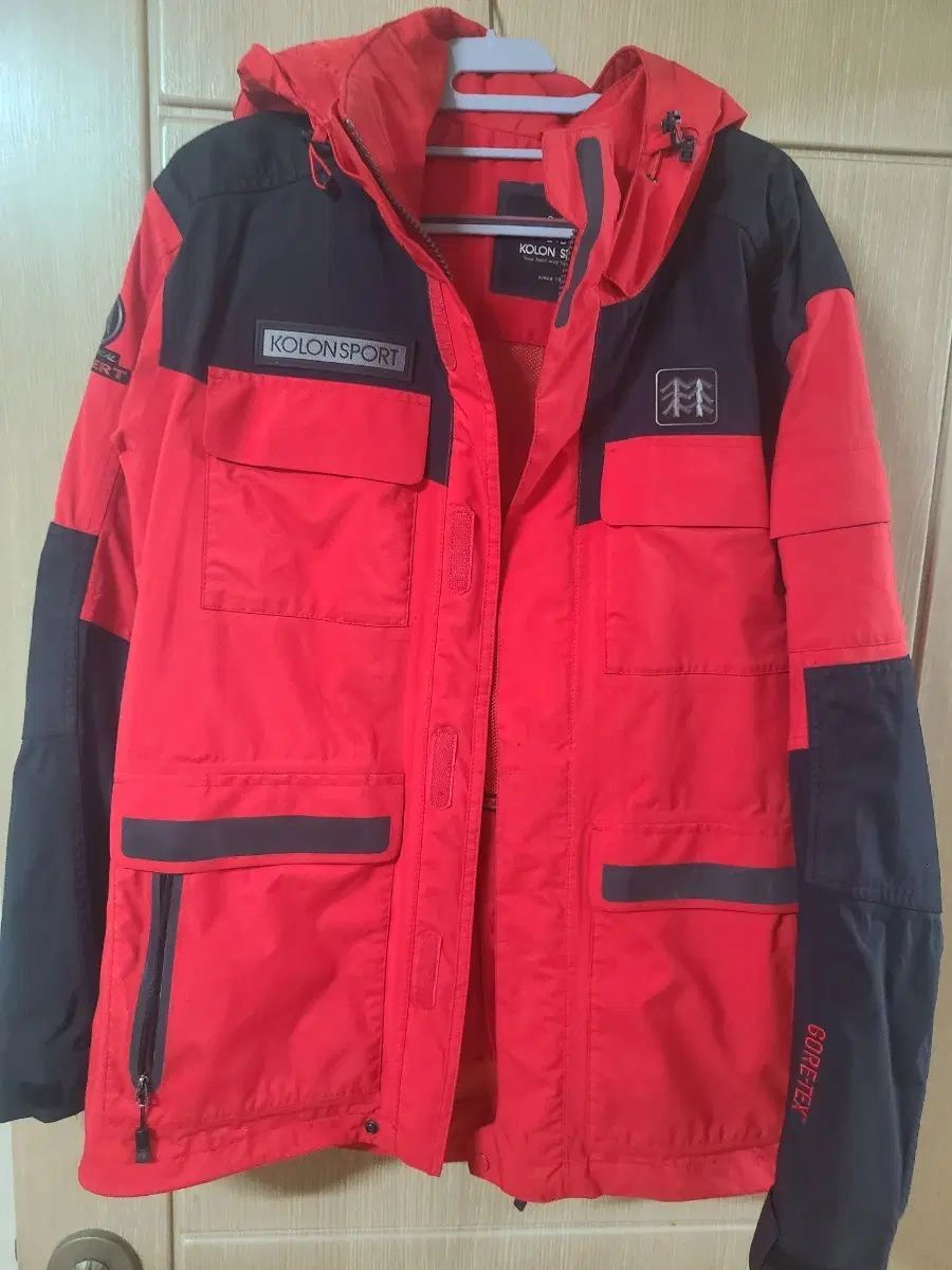 KOLON SPORT コーロンスポーツ ゴアテックス レッド/ブラック ジャケット100 8,394円