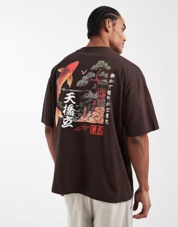 エイソス メンズ トップス Tシャツ プリント ASOS DESIGN oversized Tshirt with koi print Mole ブラウン