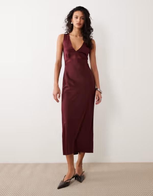 モーテル レディース トップス ワンピース サテン Motel Zarita Midaxi satin dress in Zinfandel 21,586円