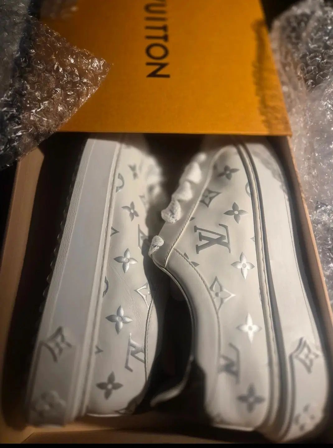 Louis Vuitton タイムアウト モノグラム スニーカー