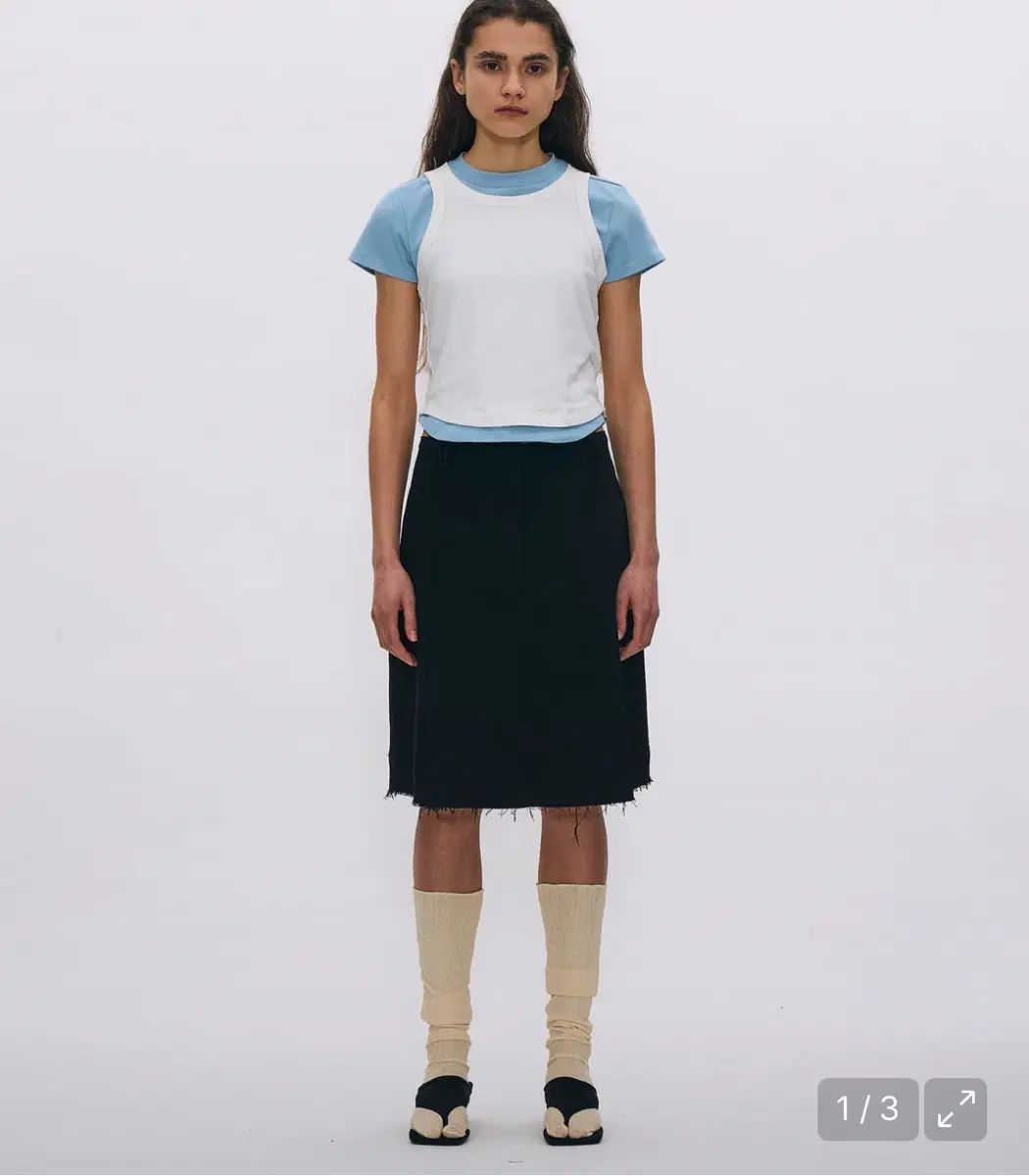 (S) PARTIMENTO WOMEN(パルティメントウィメン) カット オフ プリーツ ミディ スカート_ブラック