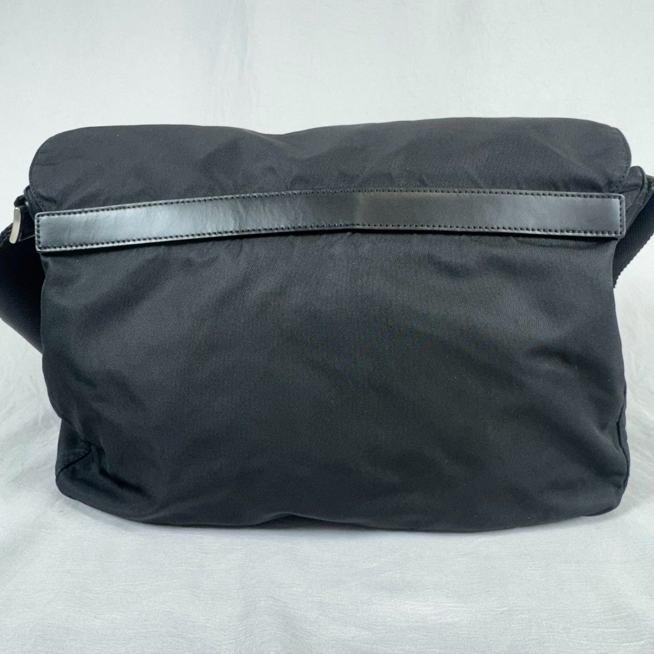 美品】PRADA プラダ ナイロン メッセンジャーバッグ ショルダーバッグ