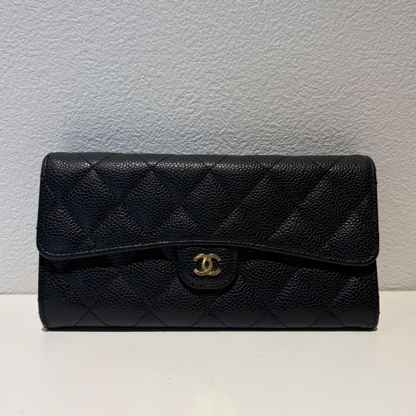 CHANEL シャネル　マトラッセ　長財布 ブラック ゴールド金具 75,900円