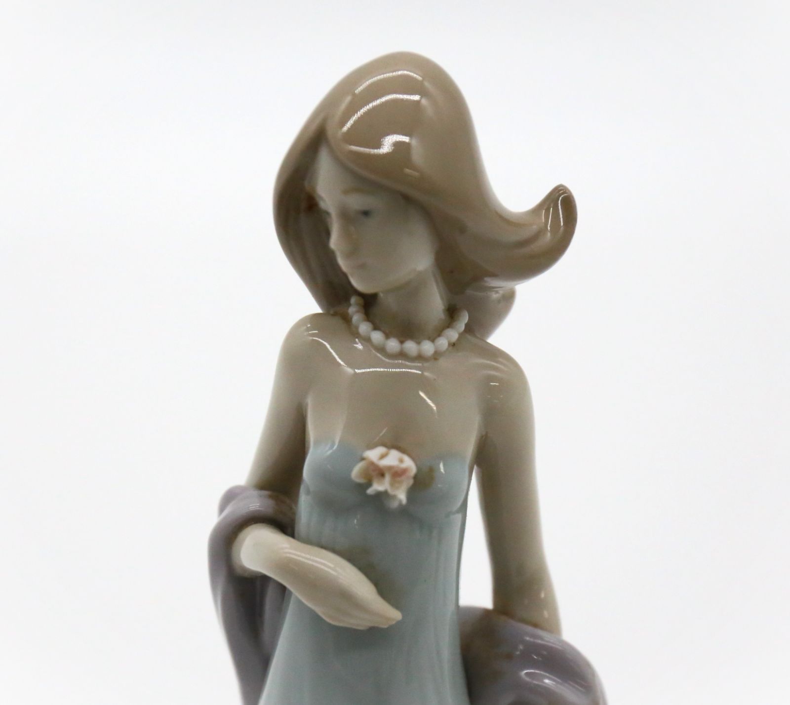 中古品】Lladro リヤドロ #5487 純情な少女 フィギュリン 陶器人形