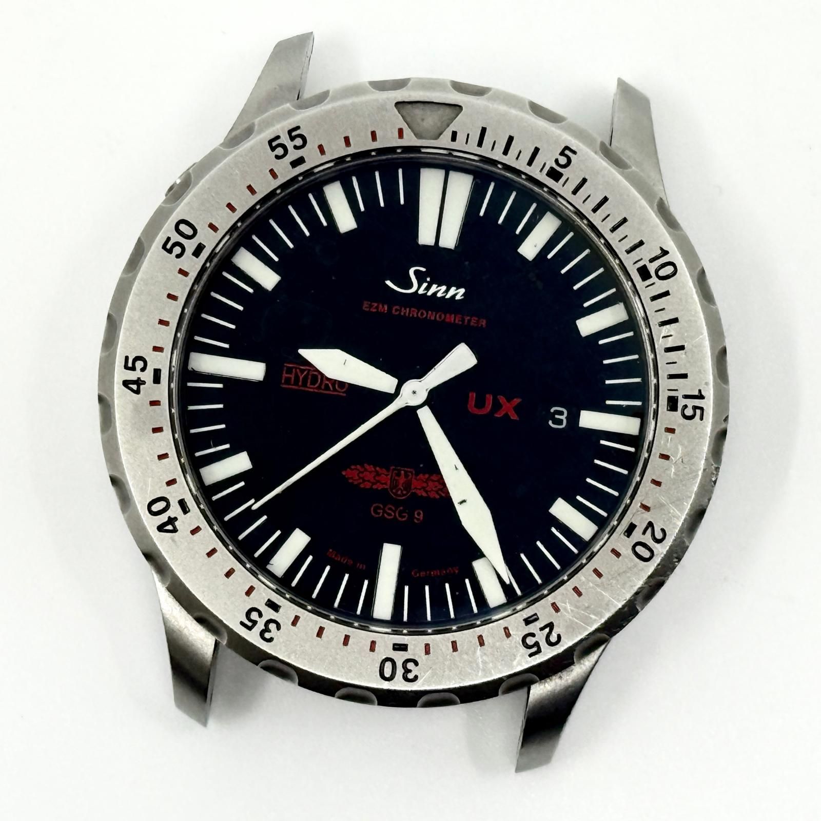 Sinn ジン EZM2.GSG9 ダイバーズウォッチ UX 403.51750 ブラック QZ メンズ 腕時計 訳あり