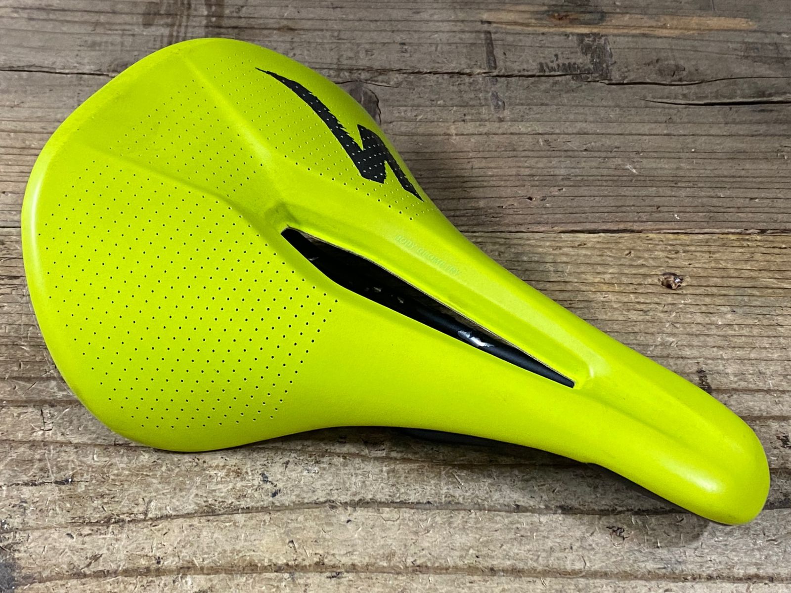 JZ926 スペシャライズド SPECIALIZED パワー POWER ARC EXPERT サドル 黄色 143mm スチール 7,081円