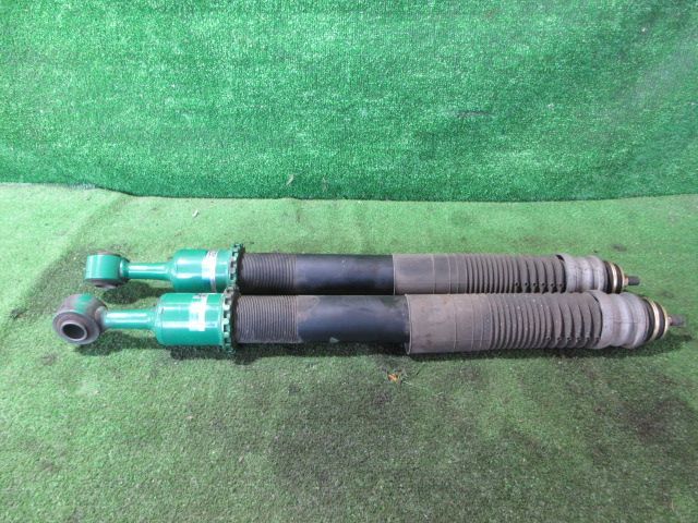 トヨタ ヴォクシー　CBA-AZR60G H16年　　TEIN　リアサスペンション　　 HSP0706-17