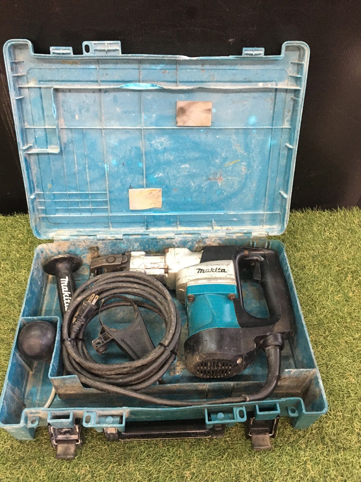 【中古品】【0906】★makita(マキタ) 35㎜電動ハンマドリル [100v専用] HR3530　ITYOGJXVHPKC