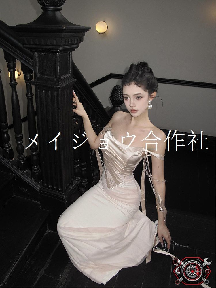 パーティードレス ロングドレス オフショルダー ビスチェ バニラベージュ 成人式 結婚式 二次会 披露宴 ゲスト 收腰 タイトシルエット 上品 華やか エレガント シンプル 高級感 おしゃれ ギフトラッピング