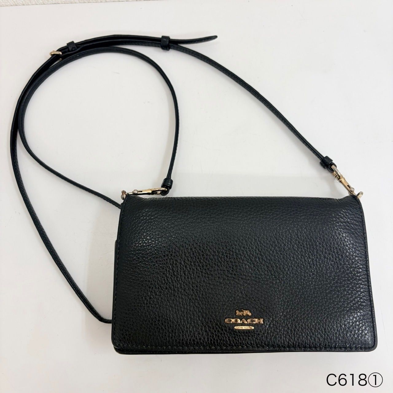 COACH コーチ ウォレットショルダーバッグ ブラック C619① - メルカリ