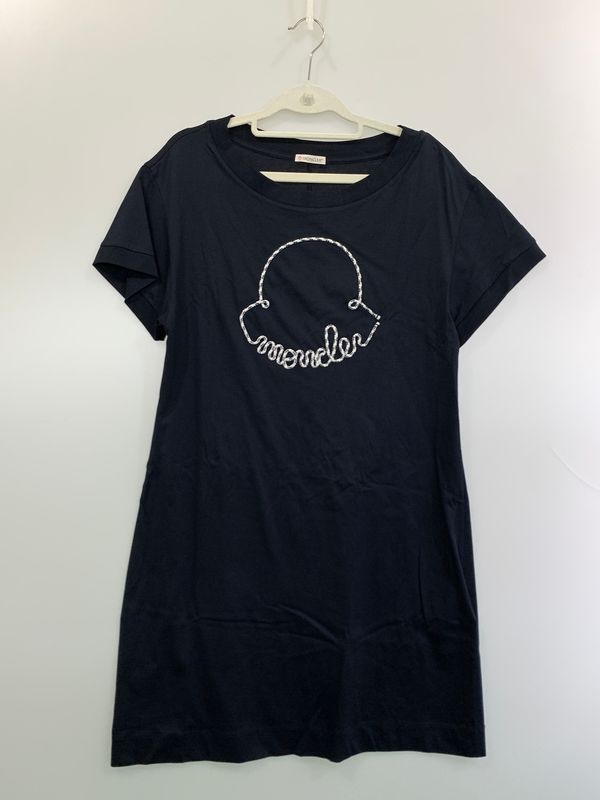 【中古品】 MONCLER モンクレール シューレスロゴ SS ワンピース J10938I00015 レディース トップス スカート 半袖 ショートスリーブ 【168-260818-em-44-min】