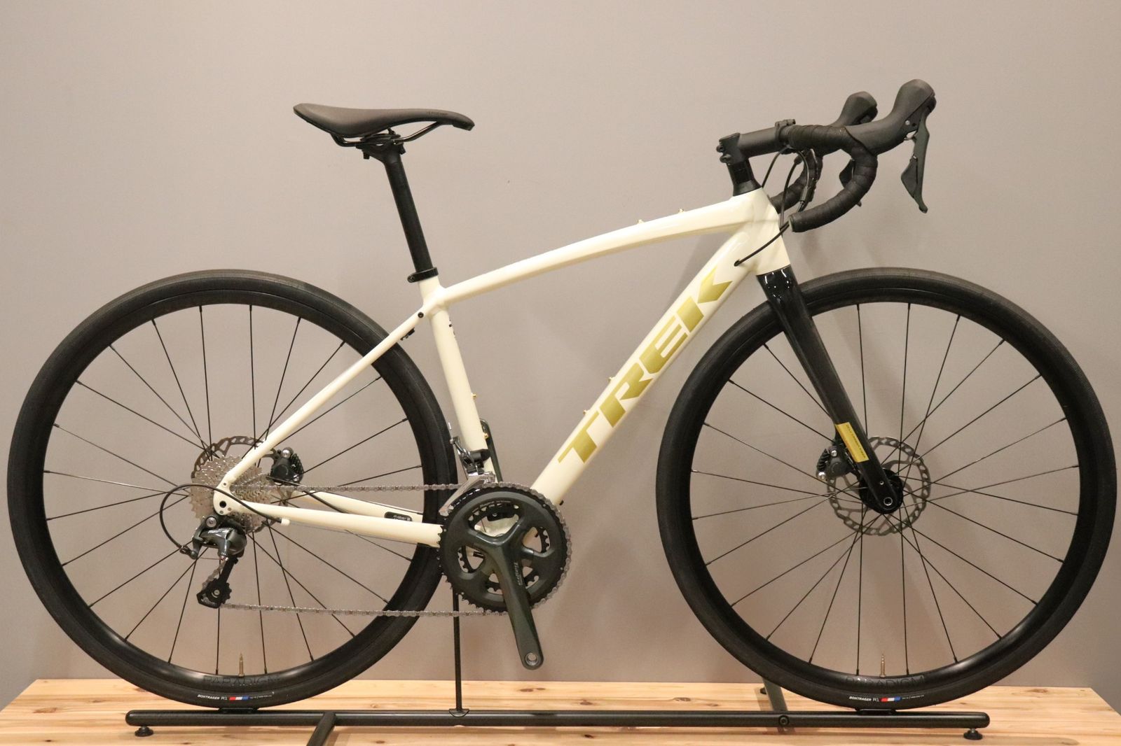 トレック TREK ドマーネ DOMANE AL4 DISC GEN3 2021モデル 49サイズ シマノ ティアグラ 4720 10S アルミ ロードバイク 【仙台店】