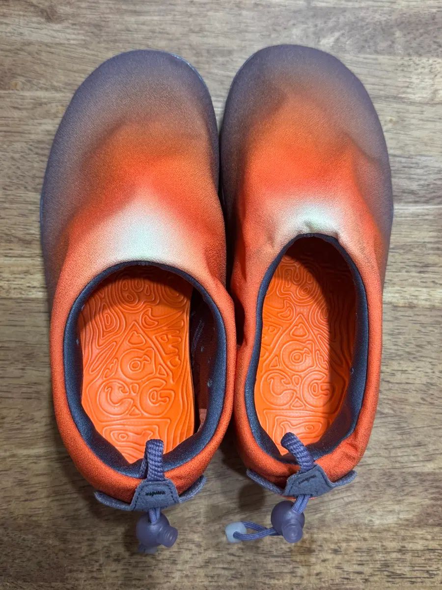 ナイキ ACG ネック 270