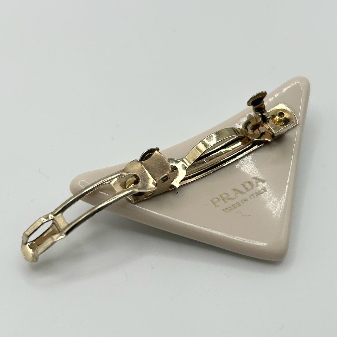 PRADA』プラダ プレキシガラス ヘアクリップ トライアングルロゴ