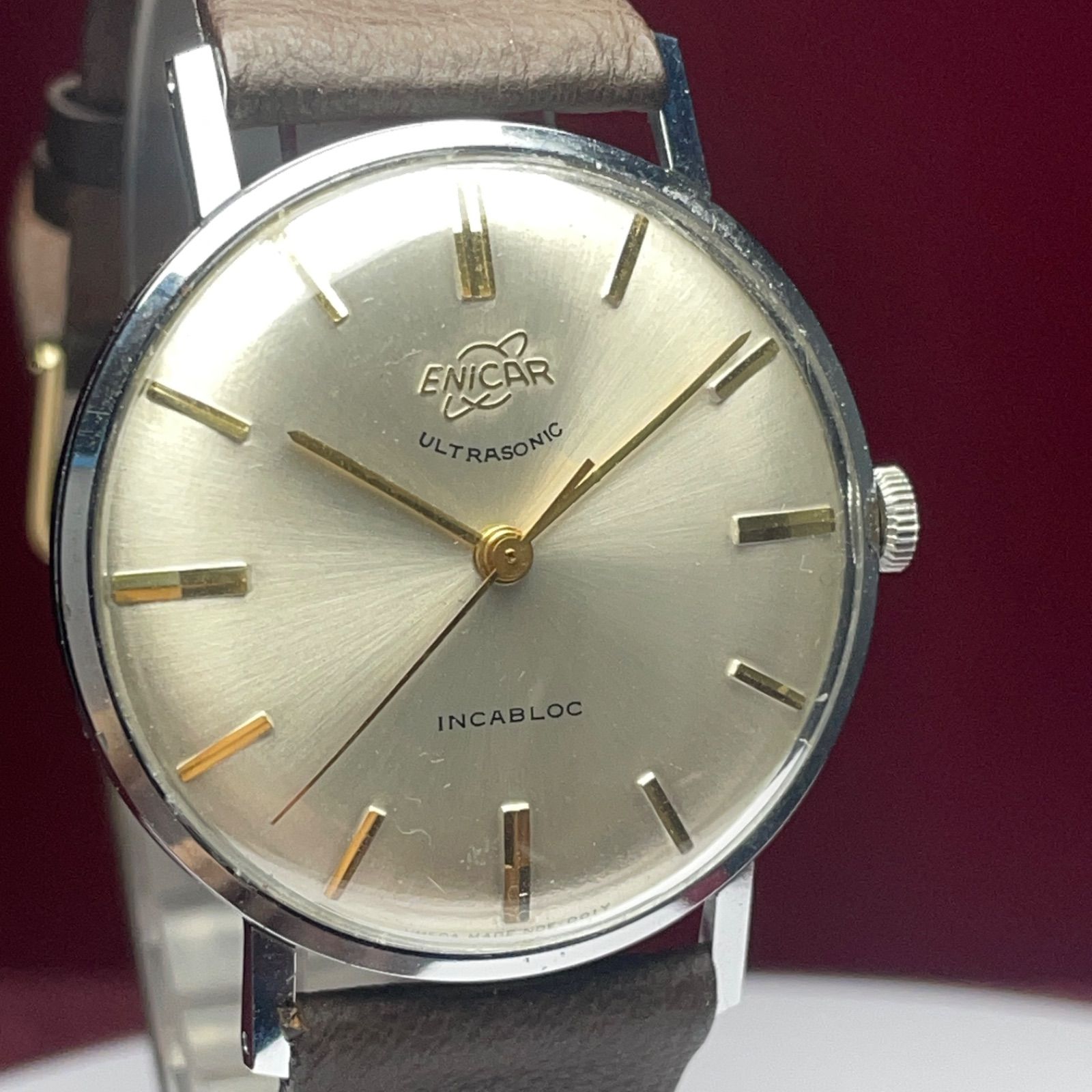 ☆60s スイス名門 ENICAR ウルトラソニック 手巻き 美品 新品革ベルト 