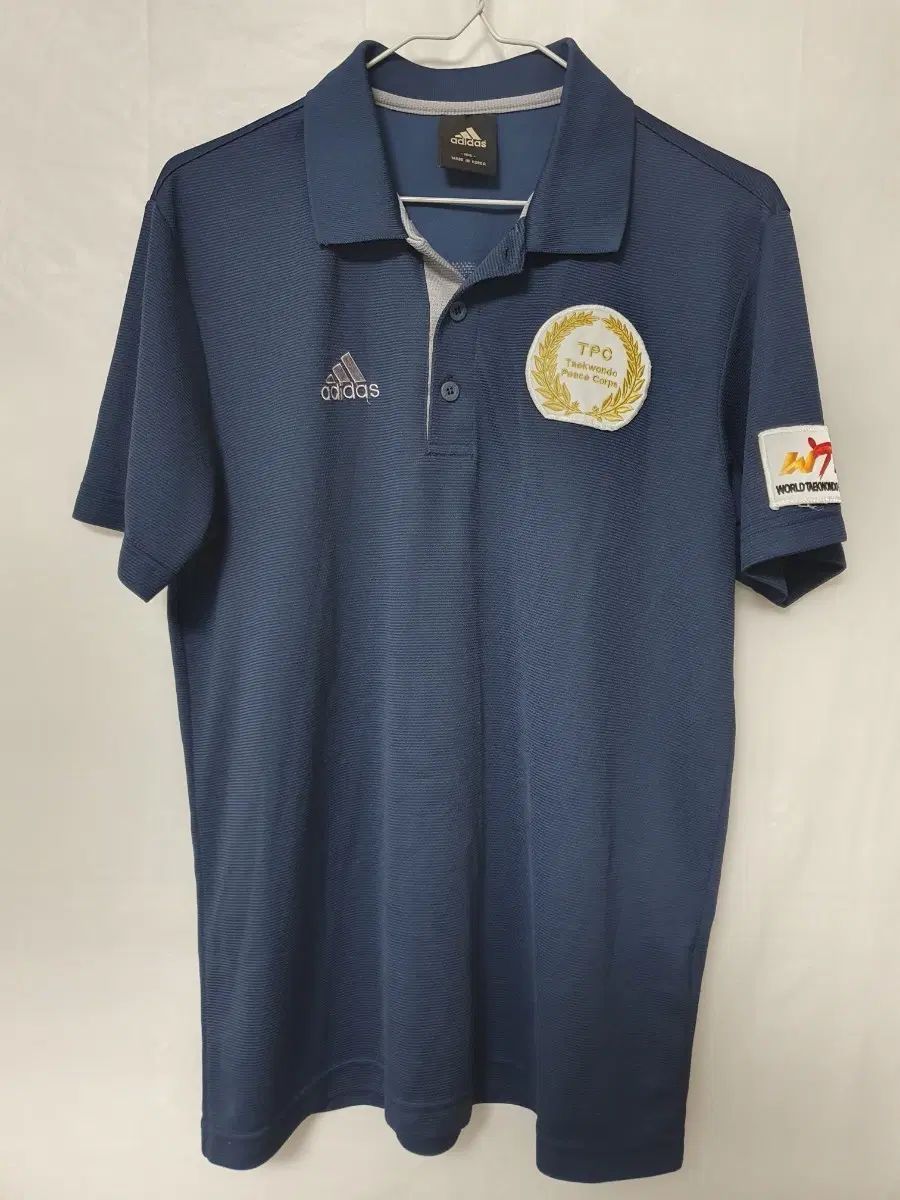 アディダス 世界テコンドー平和奉仕団(TPC) 公式 カラ Tシャツ